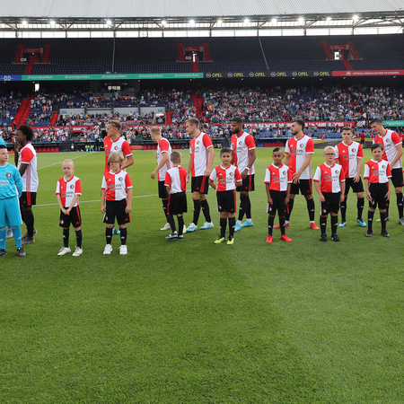 Feyenoord-Panathinaikos-masc-052.JPG