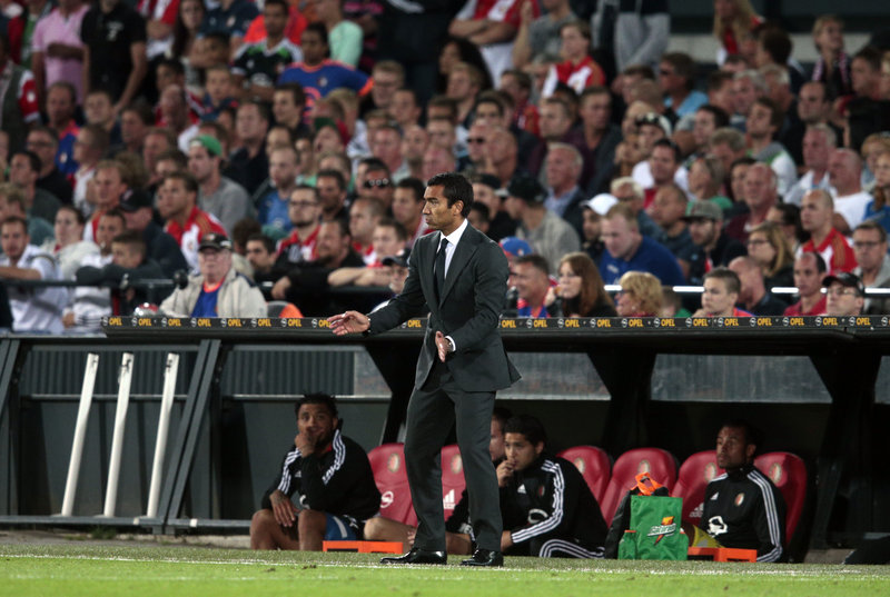 Van Bronckhorst: ‘De groep is gretig’