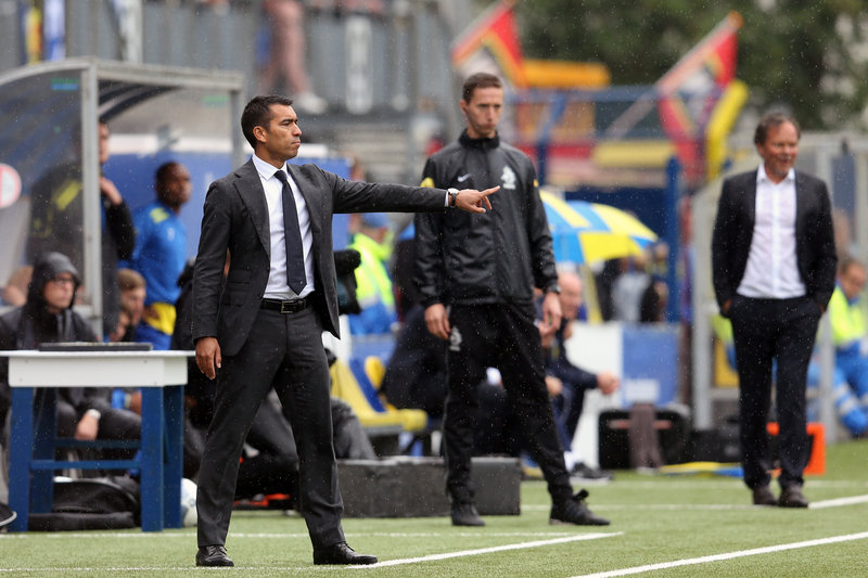 Feyenoord met vertrouwen naar Eindhoven