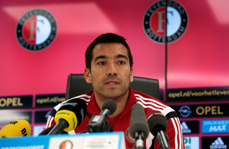 Van Bronckhorst benadrukt belang van Europees voetbal